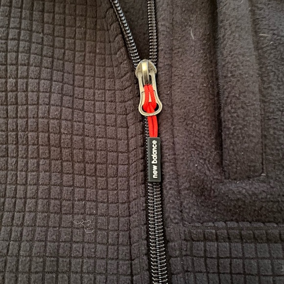 New Balance Black Performance Jacket - Picture 9 of 13